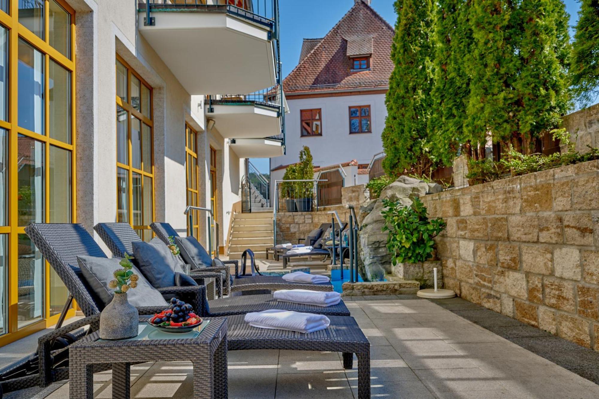 Landhotel Sternwirt - Das Wellnesshotel Zwischen Nuernberg Und Amberg Hogen Exterior photo