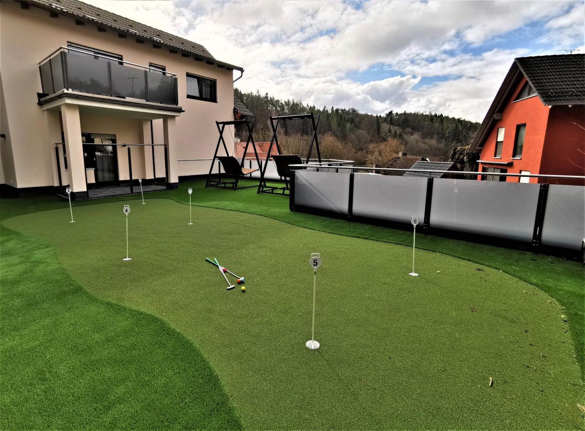 Landhotel Sternwirt - Das Wellnesshotel Zwischen Nuernberg Und Amberg Hogen Exterior photo